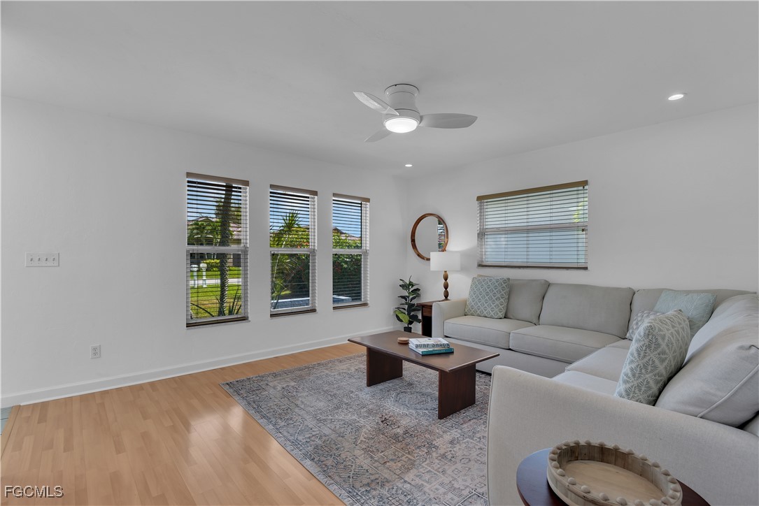 851 98th Avenue North Naples, FL 34108 - Photo 13 of 32