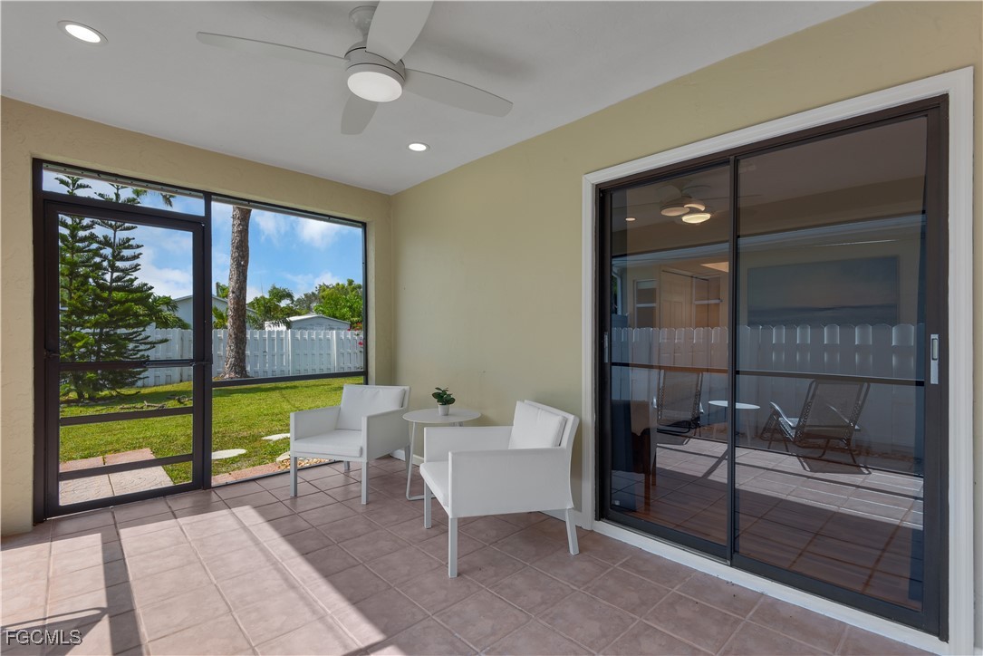 851 98th Avenue North Naples, FL 34108 - Photo 28 of 32