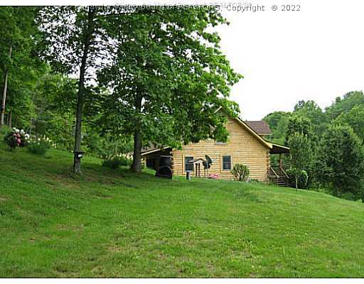 202 Hollister Road Griffithsville, WV 25521 - Photo 12 of 16 Exterior Front.