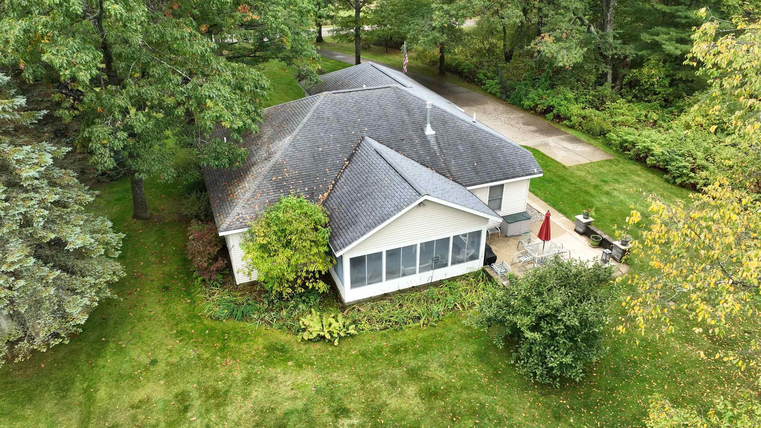 3396 West Lansing Road Roscommon, MI 48653 - Photo 4 of 62