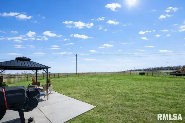 $425,000 | 4010 West Fiona Way, Dunlap, IL 61525