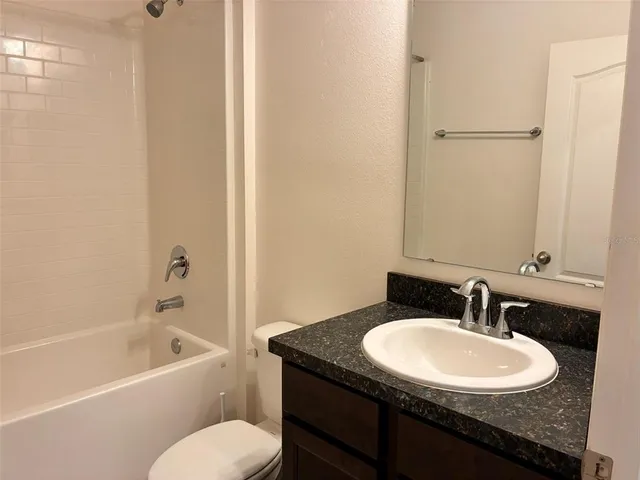 $2,000 | 170 East Fiesta Key Loop, Deland, FL 32720