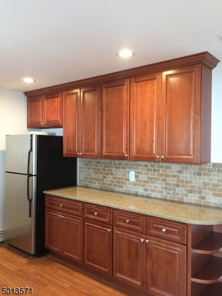 36 Eastbrook Road Parsippany, NJ 07054 - Photo 3 of 13