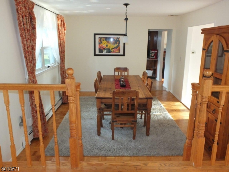 36 Eastbrook Road Parsippany, NJ 07054 - Photo 4 of 13