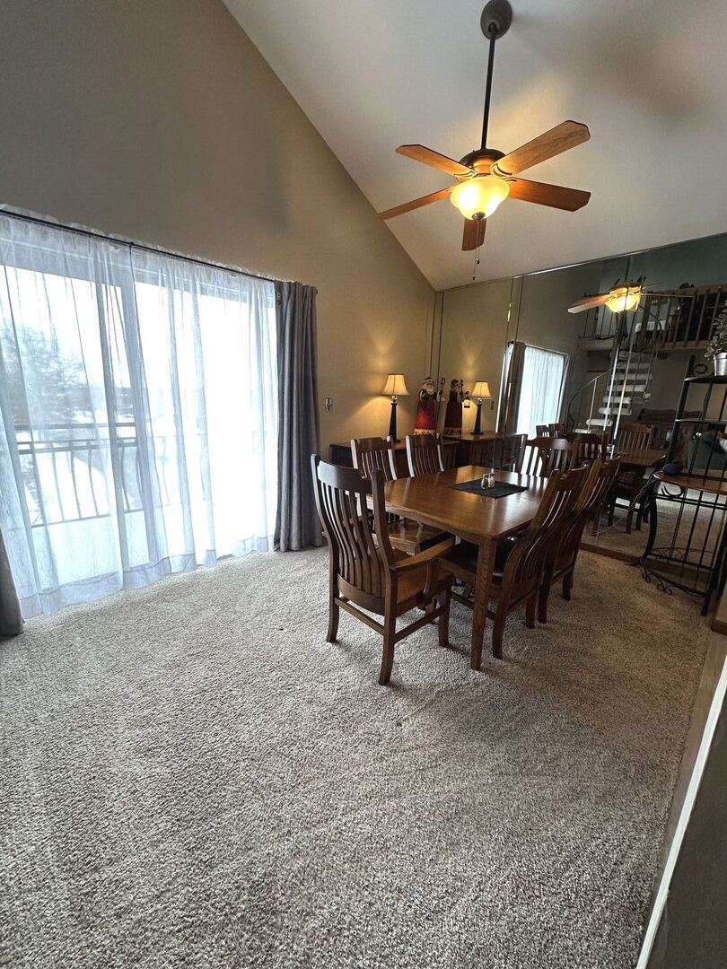 16806 82nd Avenue, Unit 3S Tinley Park, IL 60477 - Photo 4 of 14 a view of a dining room with furniture