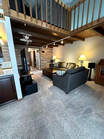 $250,000 | 16806 82nd Avenue, Unit 3S, Tinley Park, IL 60477