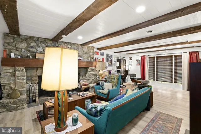 $460,000 | 610 Kings Highway, Fredericksburg, VA 22405