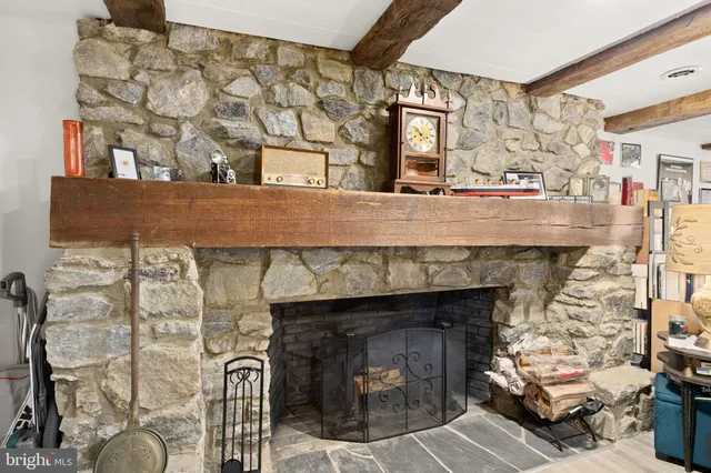 $460,000 | 610 Kings Highway, Fredericksburg, VA 22405