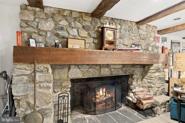 $460,000 | 610 Kings Highway, Fredericksburg, VA 22405