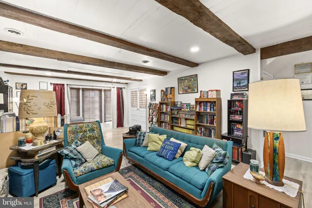 $460,000 | 610 Kings Highway, Fredericksburg, VA 22405