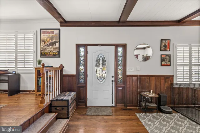 $460,000 | 610 Kings Highway, Fredericksburg, VA 22405