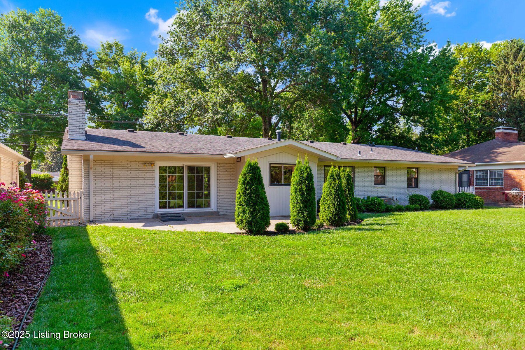 3215 Dundee Road Louisville, KY 40205 - Photo 7 of 47 photo_online_007
