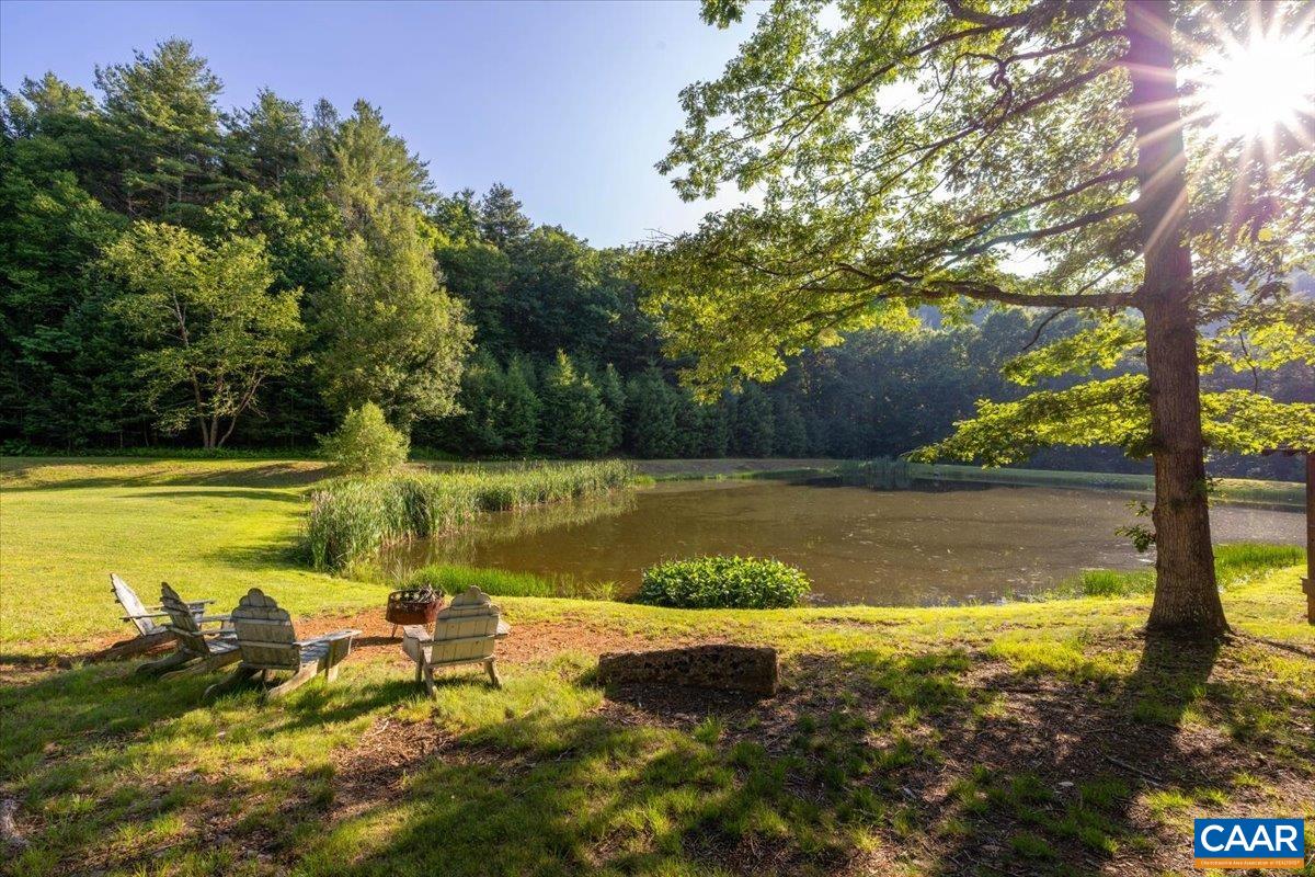 2492 Stable Road Hillsville, VA 24343 - Photo 8 of 65