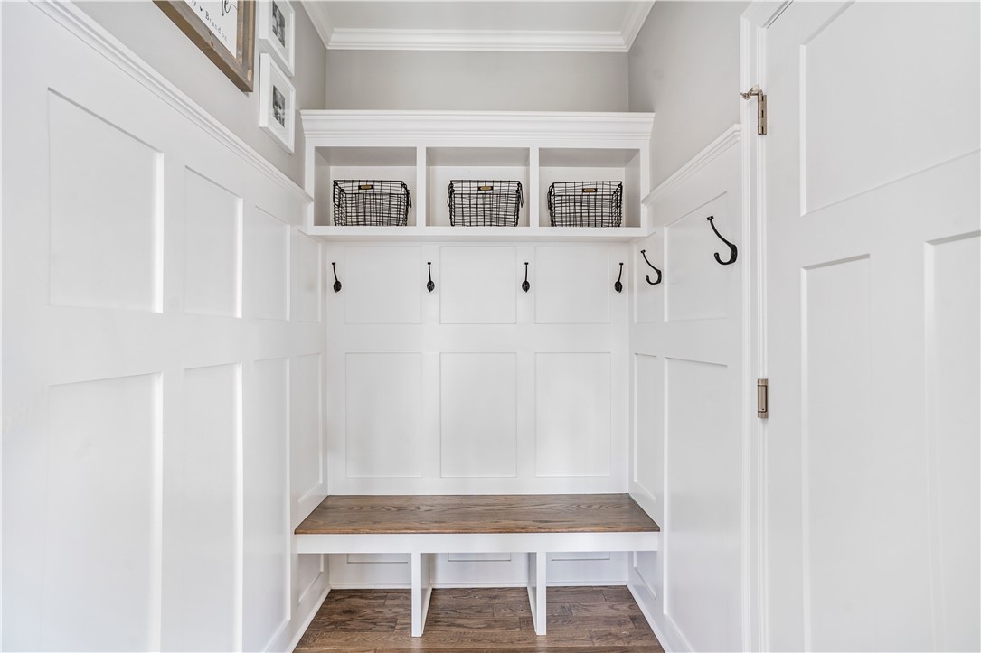 9 Scarlett Way Cranston, RI 02921 - Photo 11 of 36