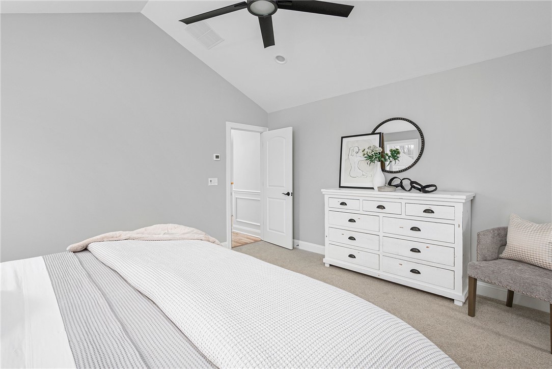 9 Scarlett Way Cranston, RI 02921 - Photo 32 of 36