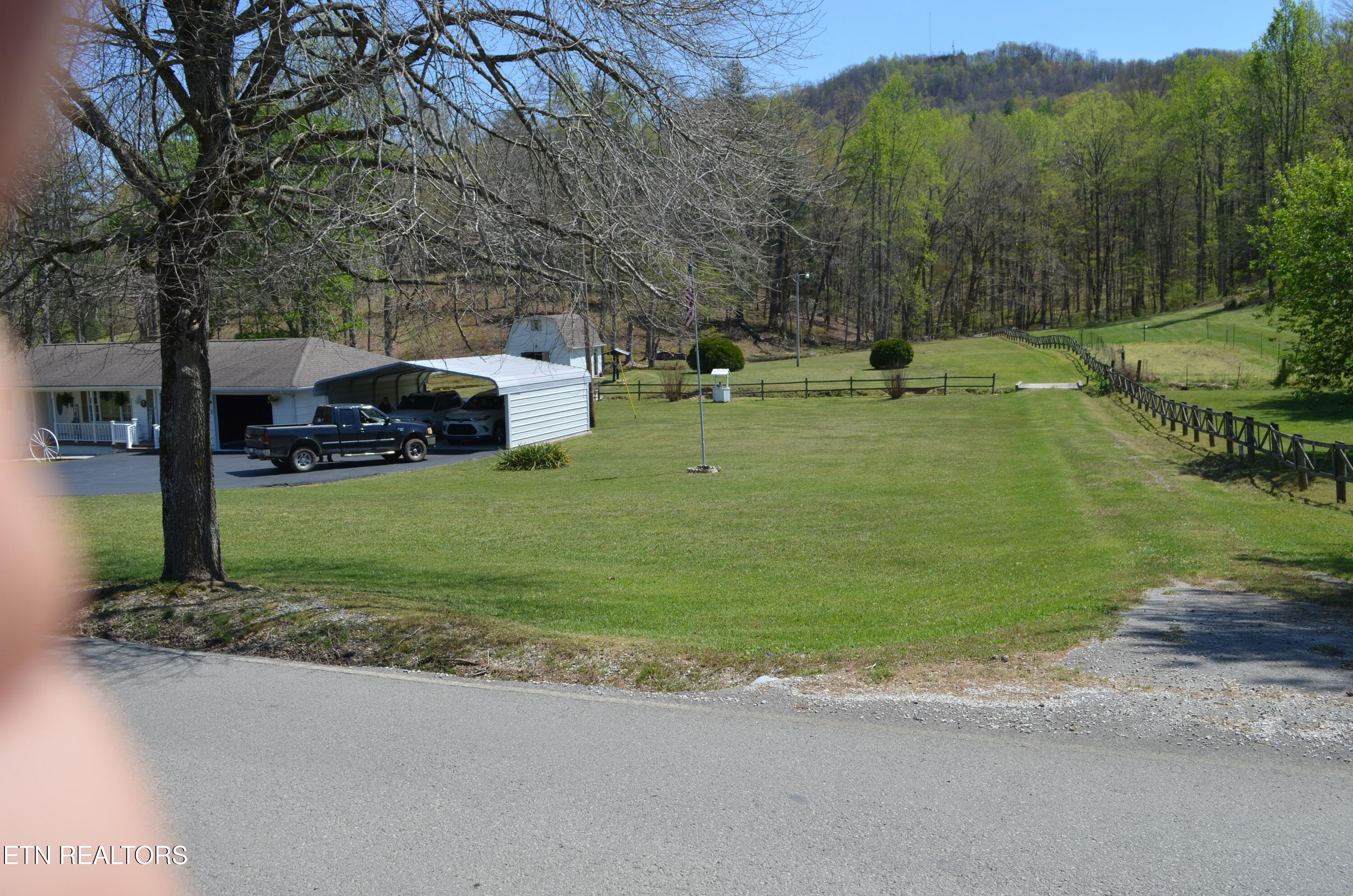 1391 Norma Road Huntsville, TN 37756 - Photo 3 of 42 1391 Norma Road 005