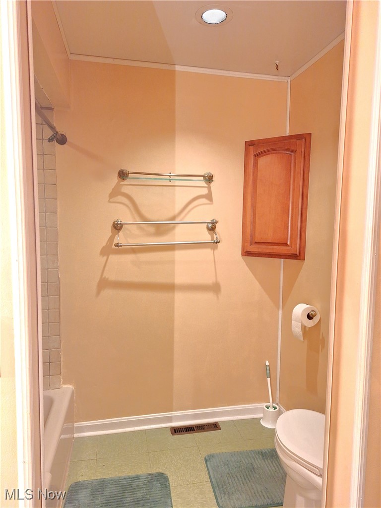 14686 Mayfield Road Chardon, OH 44024 - Photo 11 of 21 1st floor Bathroom