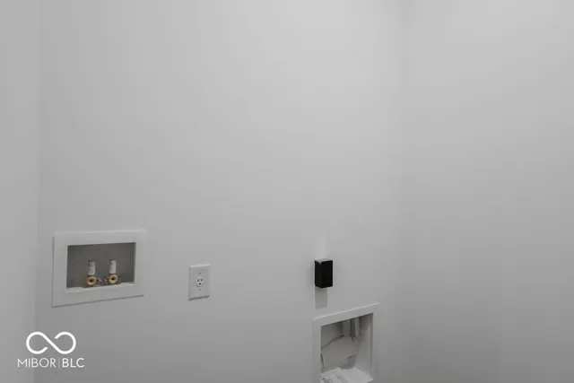 $279,999 | 11021 Dressage Way, Indianapolis, IN 46239