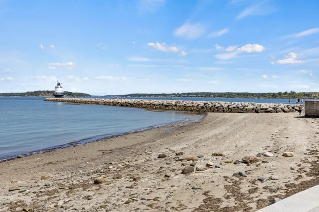 $675,000 | 149 Fort Road, Unit 6, South Portland, ME 04106