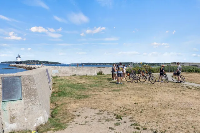 $675,000 | 149 Fort Road, Unit 6, South Portland, ME 04106