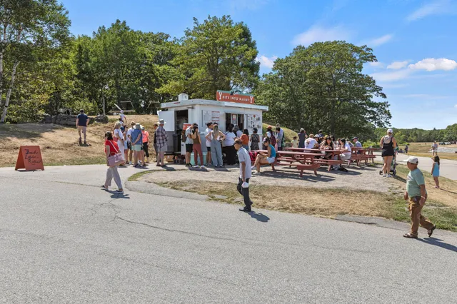 $675,000 | 149 Fort Road, Unit 6, South Portland, ME 04106