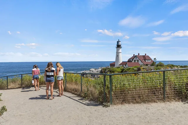 $675,000 | 149 Fort Road, Unit 6, South Portland, ME 04106