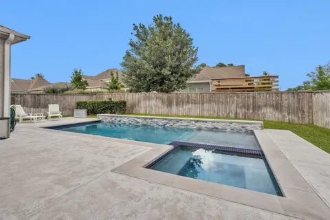$599,000 | 114 Pilazzo Street, Montgomery, TX 77316
