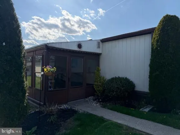 $122,000 | 512 Willow Lane, North Wales, PA 19454