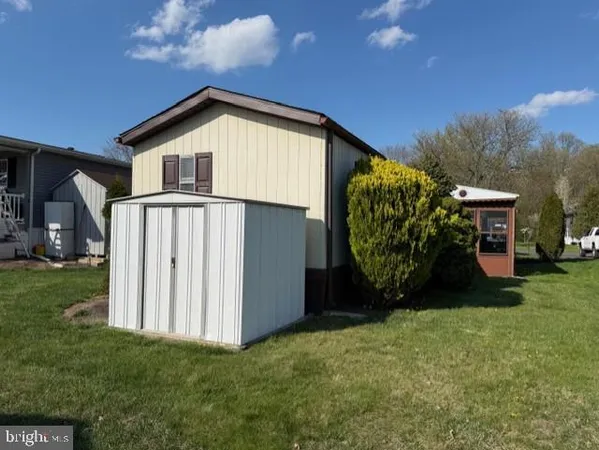 $122,000 | 512 Willow Lane, North Wales, PA 19454