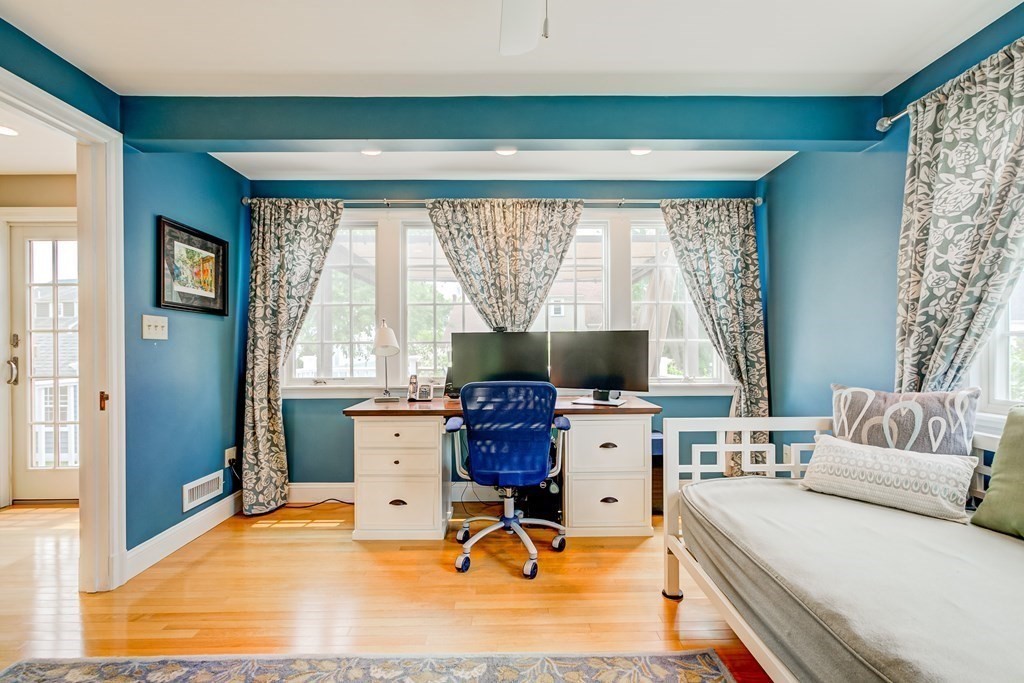 39 Eliot Road Arlington, MA 02474 - Photo 13 of 40 Gallery Image 13