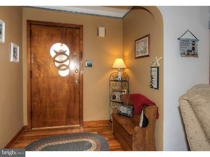 804 Delaware Avenue Riverside, NJ 08075 - Photo 3 of 22