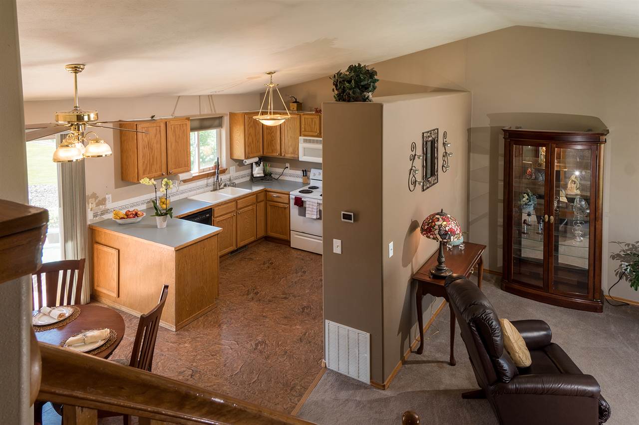 416 East Ballard Road Colbert, WA 99005 - Photo 5 of 20