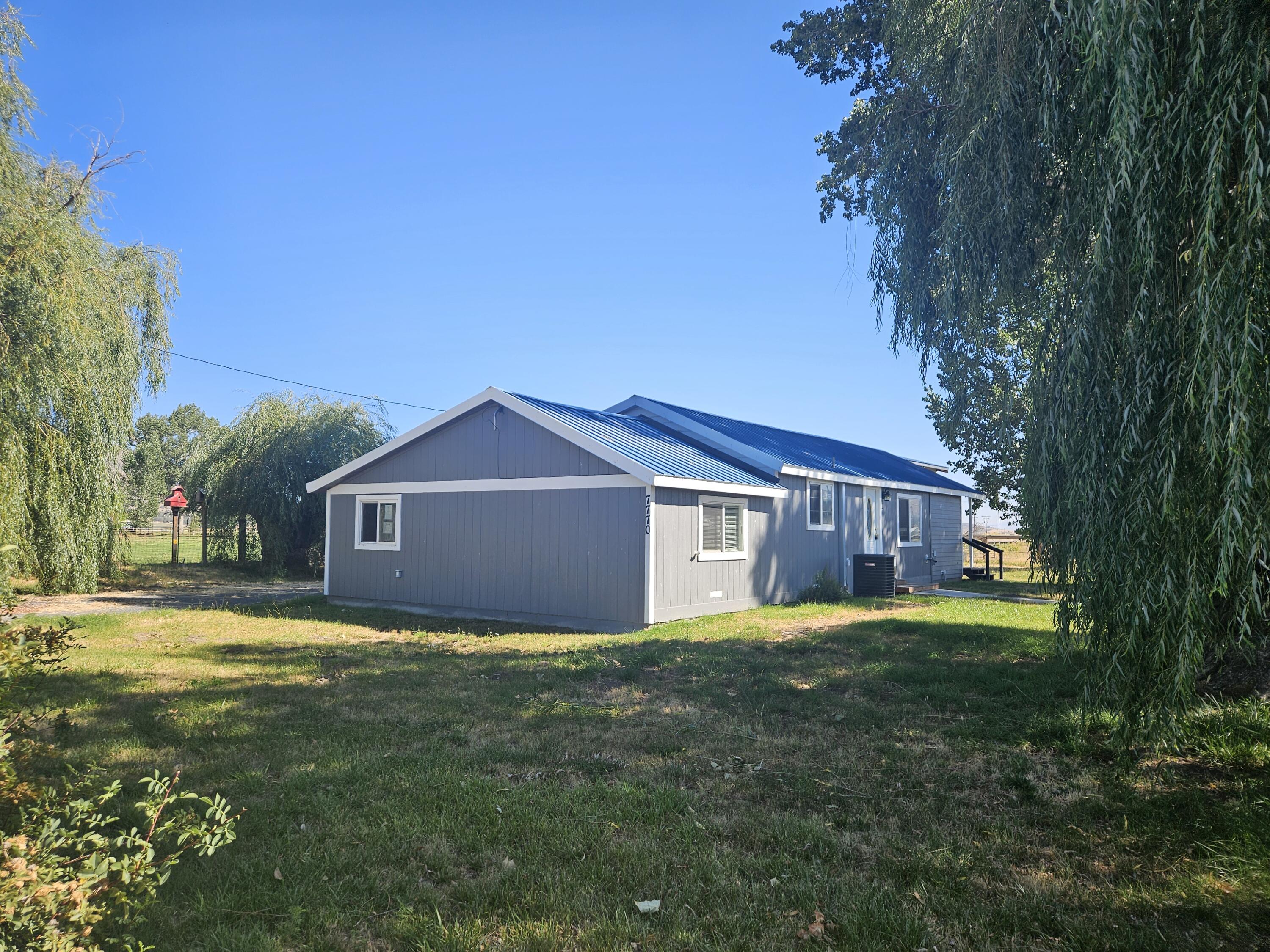 7770 Elliott Road Klamath Falls, OR 97603 - Photo 25 of 25 Side