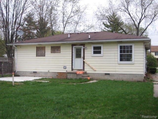 207 East Road Holly, MI 48442 - Photo 6 of 25 264-018276 - Rear Right.JPG