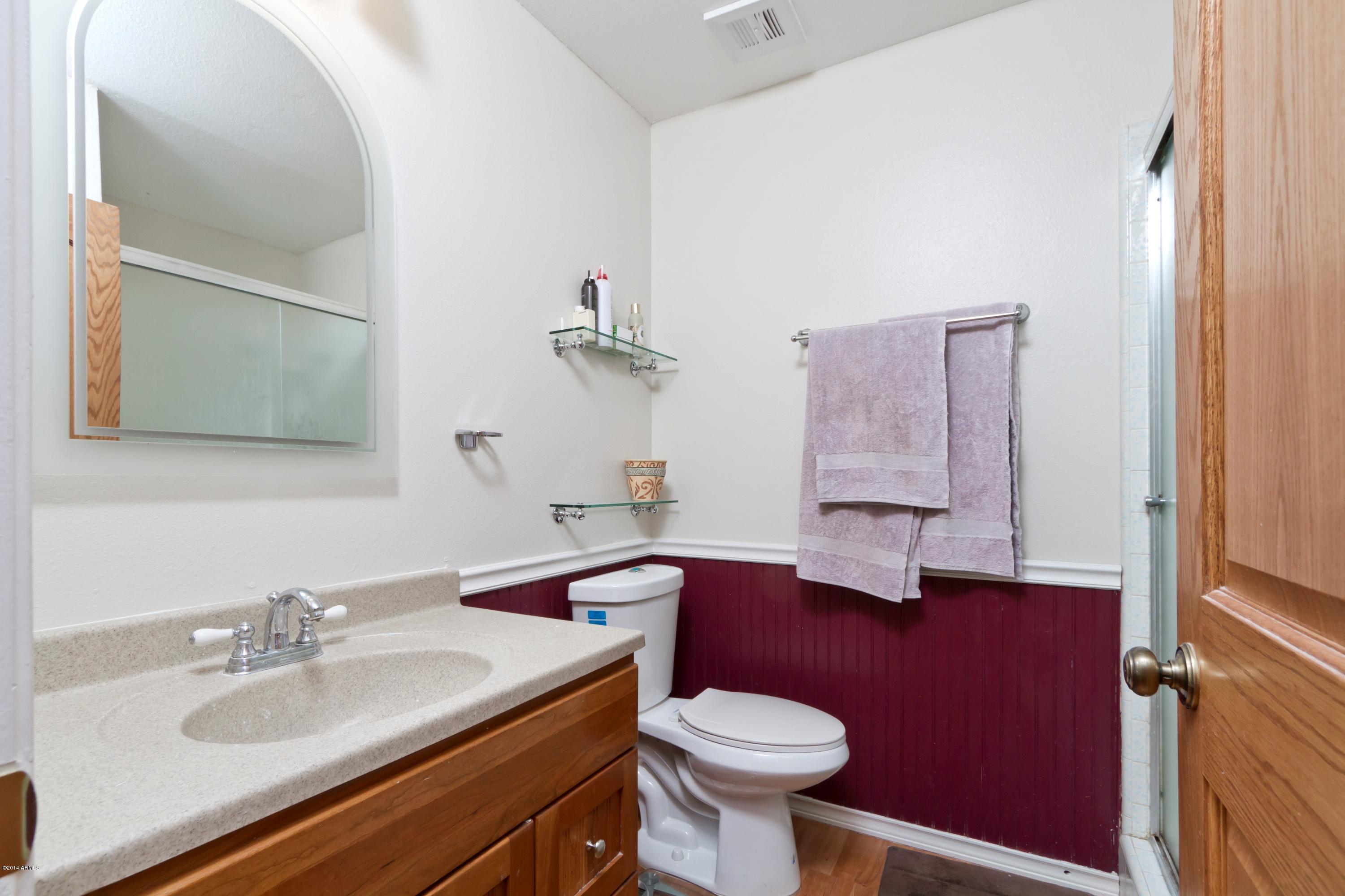 3176 East Campbell Road Gilbert, AZ 85234 - Photo 15 of 25 Master Bathroom