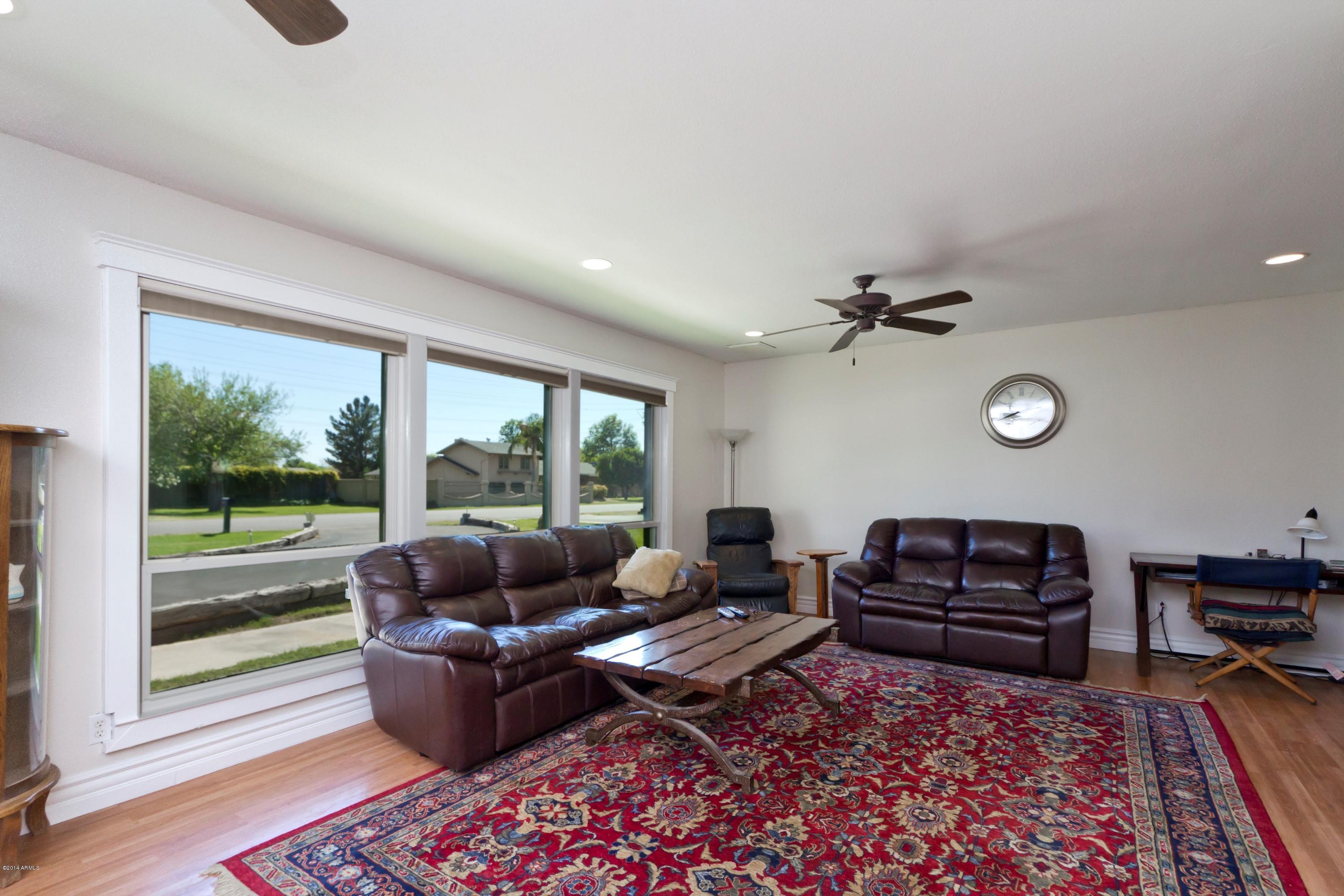 3176 East Campbell Road Gilbert, AZ 85234 - Photo 5 of 25 Living Room 1