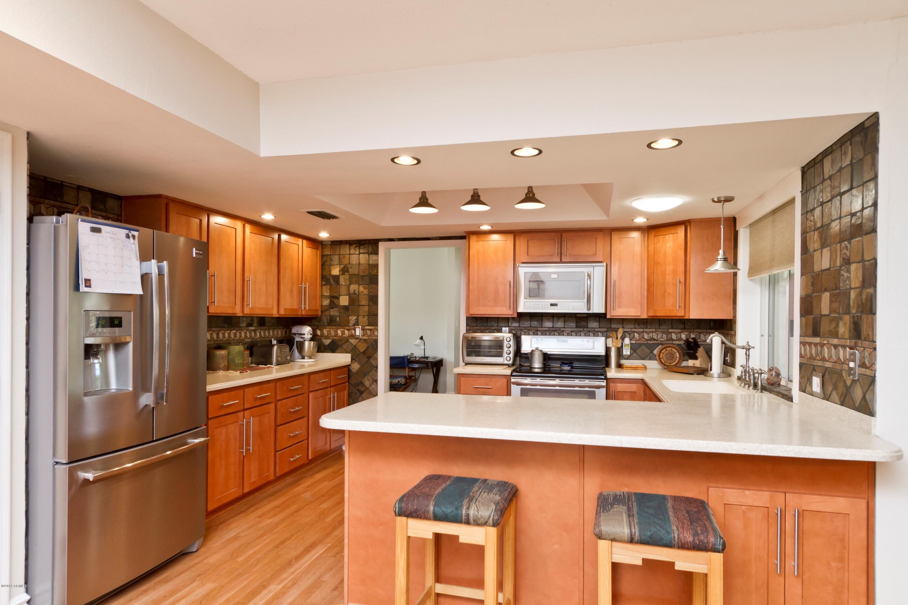 3176 East Campbell Road Gilbert, AZ 85234 - Photo 8 of 25 Kitchen1