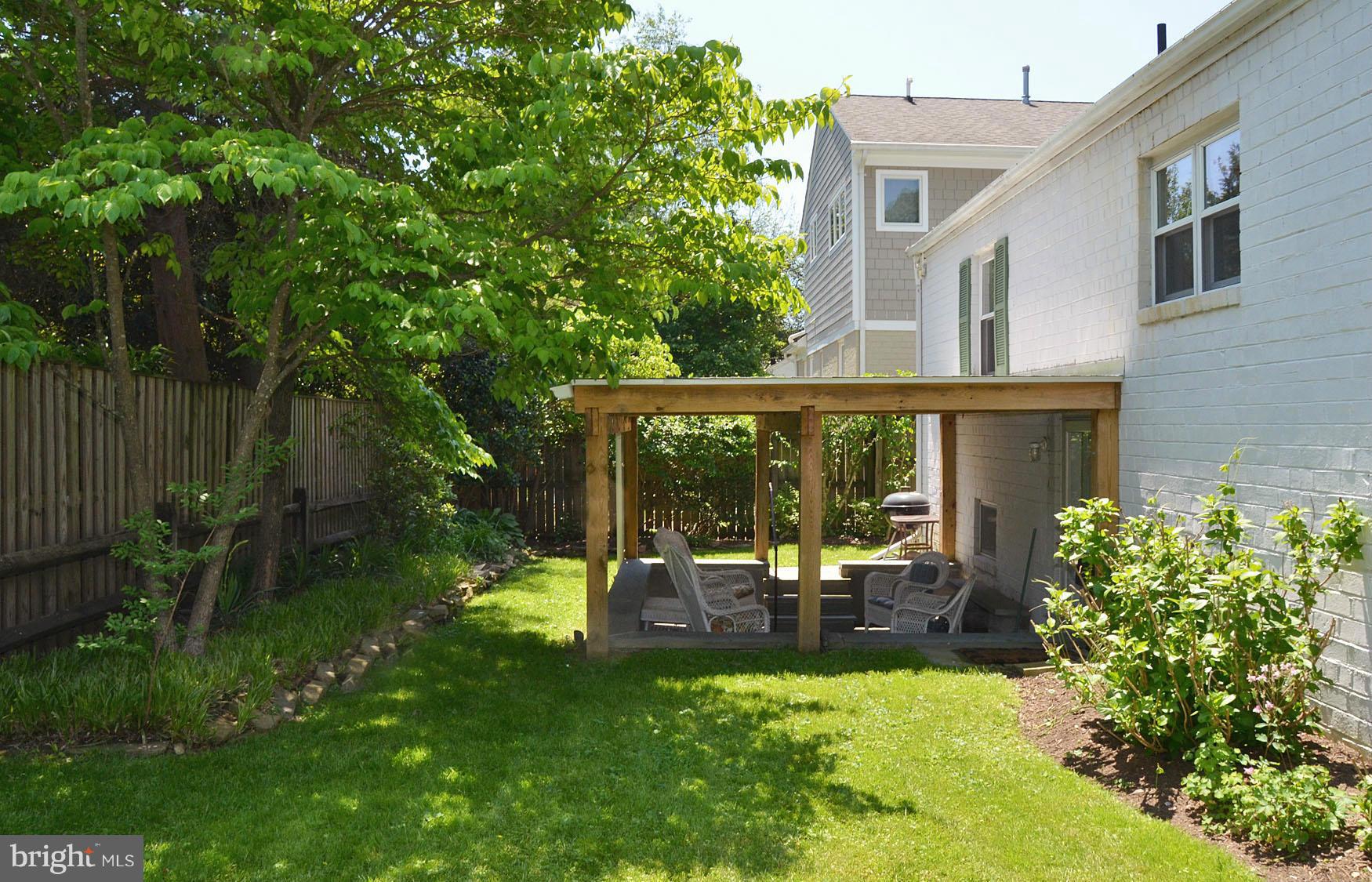 5209 Sangamore Road Bethesda, MD 20816 - Photo 6 of 30 Exterior (Rear)