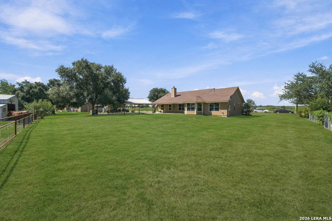 3690 Rakowitz Road Adkins, TX 78101 - Photo 11 of 36 Gallery Image 11