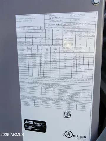 a close up of a shower