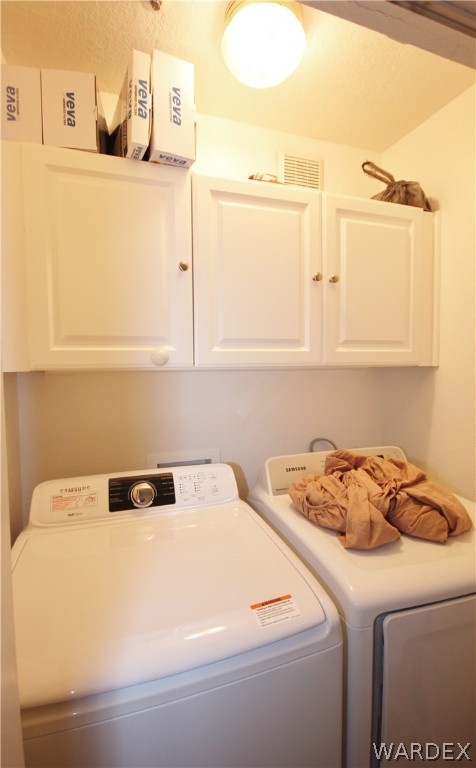 3408 Sunriver Road, Unit 109 Bullhead City, AZ 86429 - Photo 18 of 23 a bedroom with a bed and a window