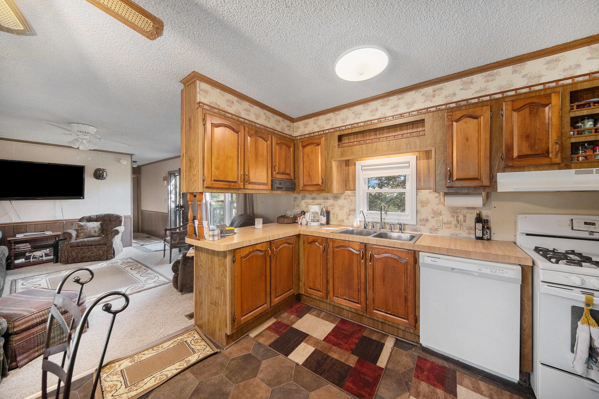 11480 North Adams Road North Adams, MI 49262 - Photo 27 of 28 003_sbp_1_519