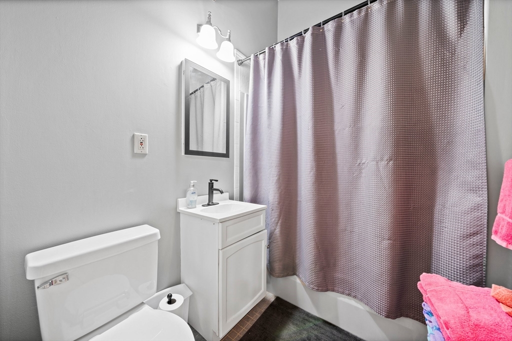 649 Ferry Street Marshfield, MA 02050 - Photo 13 of 42