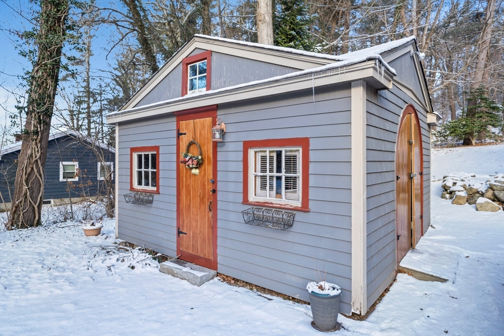 649 Ferry Street Marshfield, MA 02050 - Photo 3 of 42