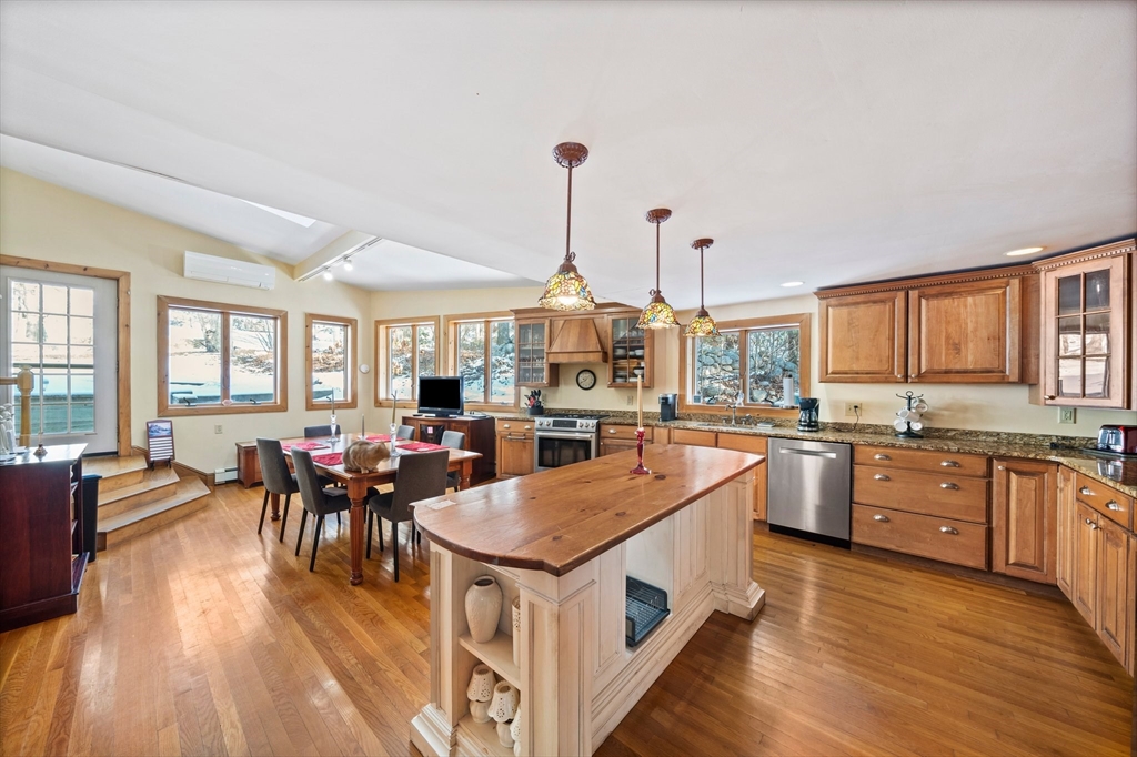 649 Ferry Street Marshfield, MA 02050 - Photo 7 of 42