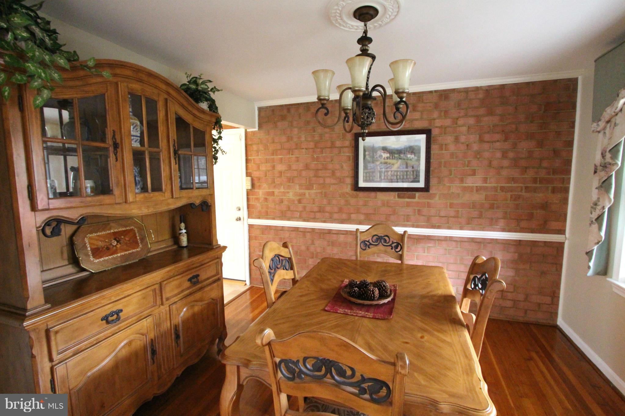 6609 Huntsman Boulevard Springfield, VA 22152 - Photo 8 of 30 Dining Room