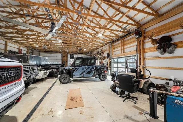 $2,580,000 | 17710 Southwest 31st Road, De Kalb, MO 64440