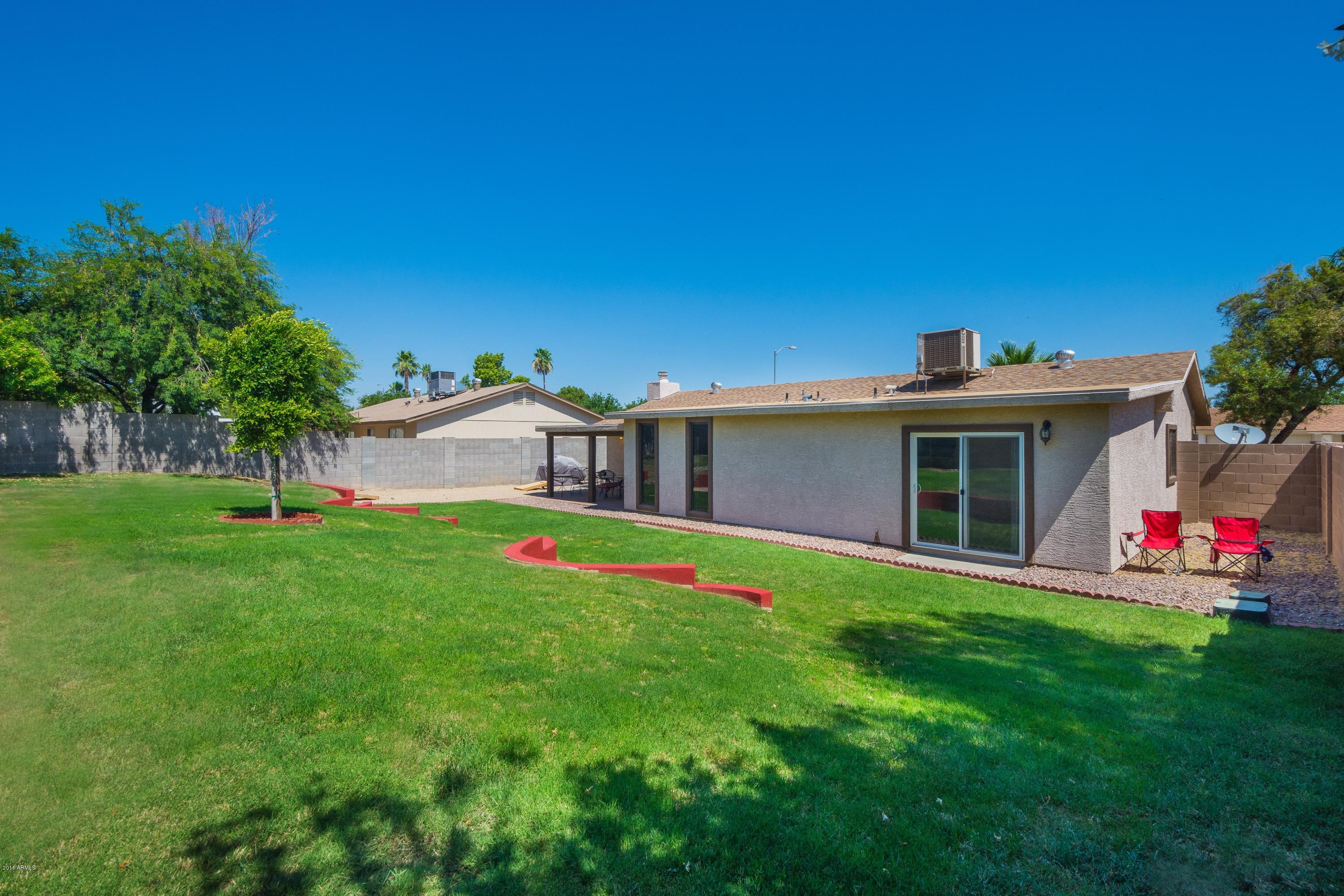 2023 East Kathleen Road Phoenix, AZ 85022 - Photo 16 of 16 Backyard Landscape