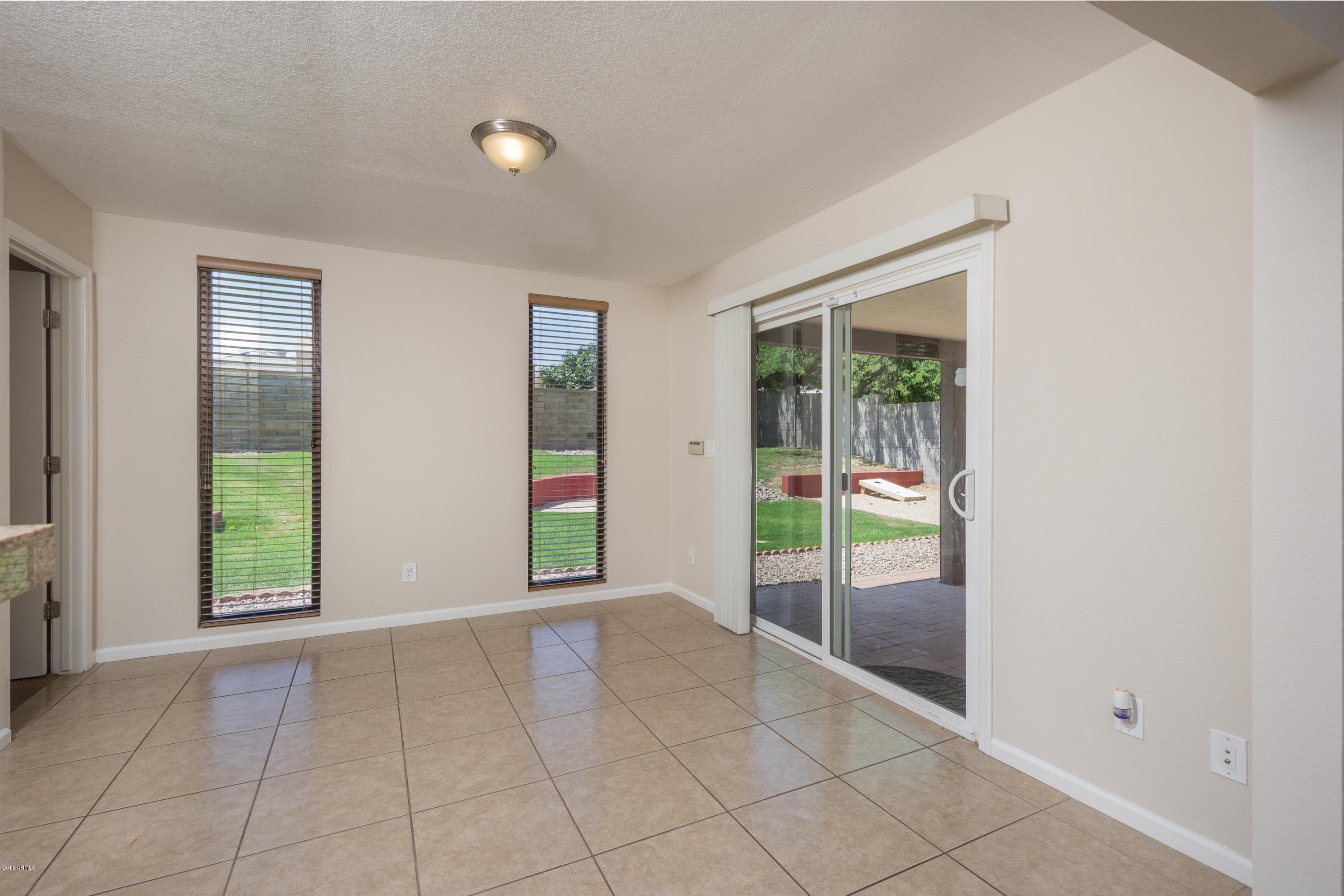 2023 East Kathleen Road Phoenix, AZ 85022 - Photo 8 of 16 Dining Area