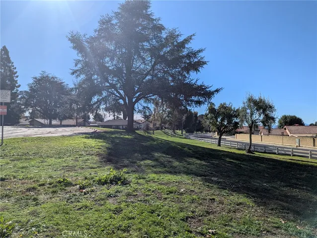 $425,000 | 13673 Dogwood Trail, Yucaipa, CA 92399